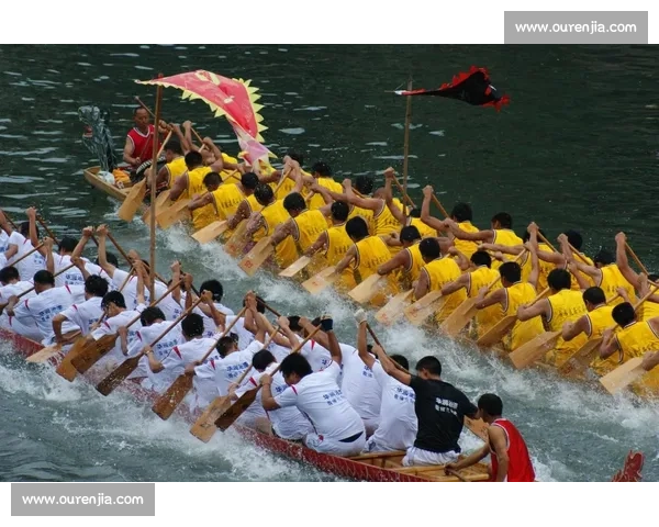 围绕赛龙舟展现民俗文化与团队精神传承的节庆盛典活动纪实全景录